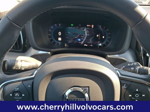 Certified 2023 Volvo XC60 B5 Core w/ Climate Package image 20