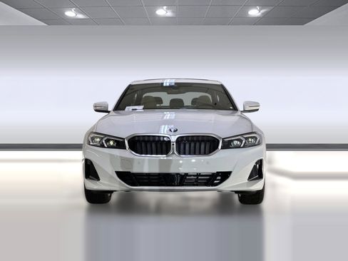 Used 2026 BMW 330i Sedan w/ Premium Package image 6