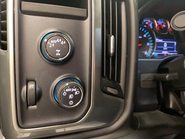 Used 2017 Chevrolet Silverado 1500 LT w/ All Star Edition AWD/4WD image 23