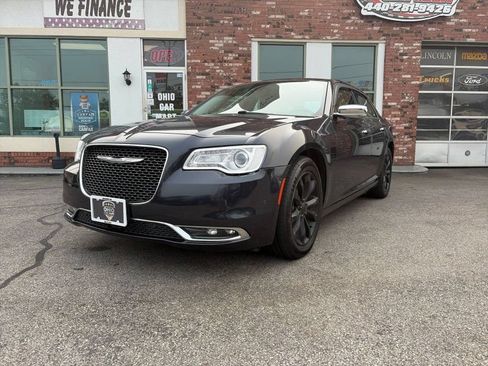 Used 2017 Chrysler 300 C w/ Safetytec Plus Group AWD/4WD image 1