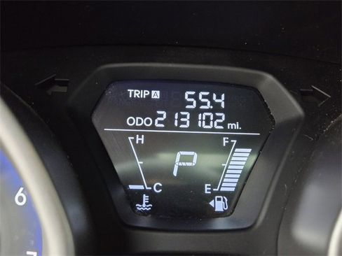 Used 2012 Hyundai Elantra Limited image 28