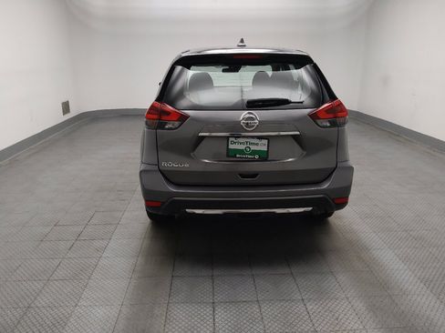 Used 2020 Nissan Rogue S FWD image 6