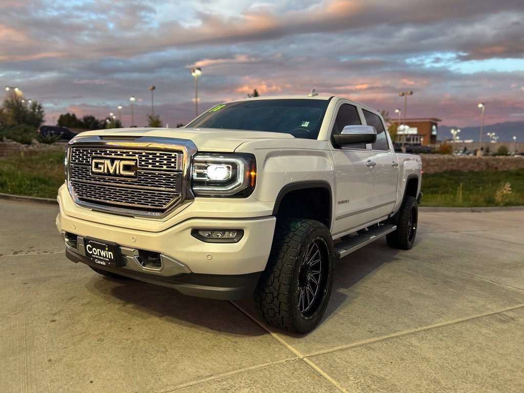 Used 2018 GMC Sierra 1500 Denali AWD/4WD image 3