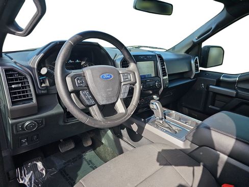 Used 2019 Ford F150 XLT w/ Equipment Group 302A Luxury AWD/4WD image 12