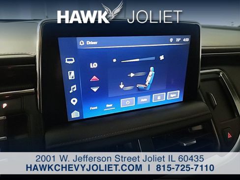 Used 2023 Chevrolet Suburban RST w/ Sport Performance Package AWD/4WD image 18