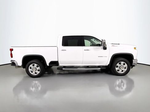 Used 2022 Chevrolet Silverado 3500 LTZ w/ LTZ Convenience Package AWD/4WD image 8