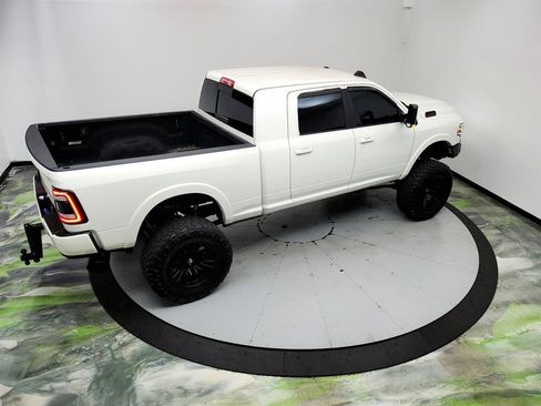 Used 2021 RAM 2500 Laramie AWD/4WD image 32