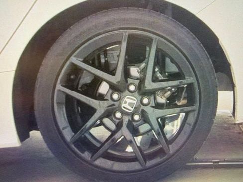 Used 2023 Honda Civic Sport image 7