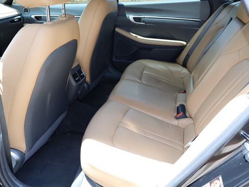 Used 2021 Hyundai Sonata Limited FWD image 6