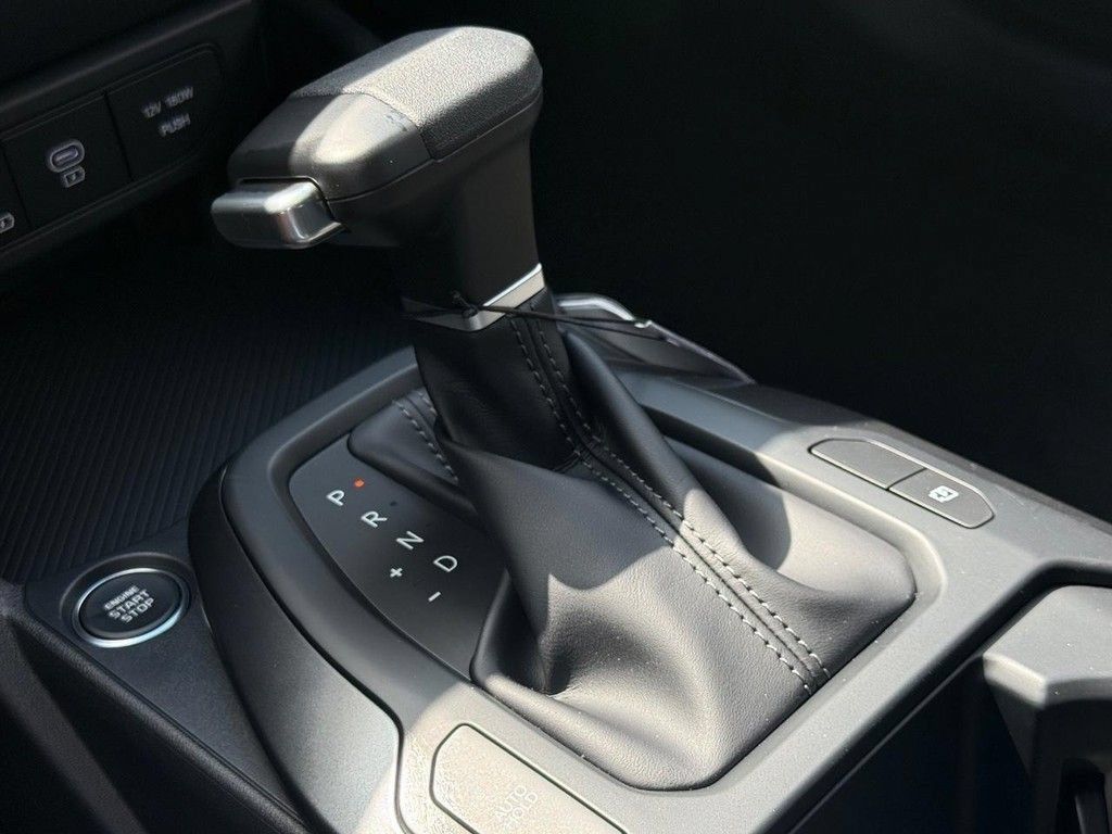 New 2026 Kia K4 FWD image 24