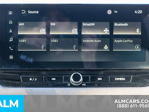 Used 2025 Mitsubishi Outlander SE image 34