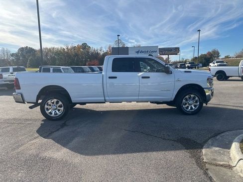 New 2026 RAM 2500 Big Horn AWD/4WD image 6