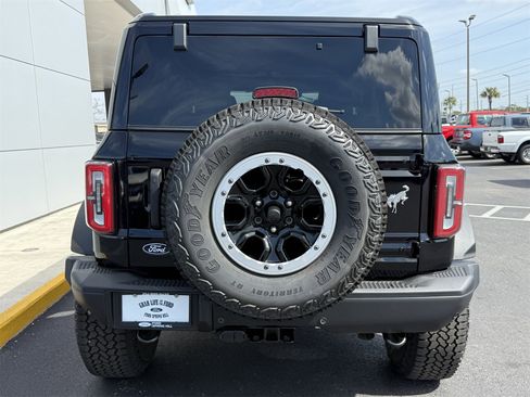 New 2026 Ford Bronco Badlands image 5