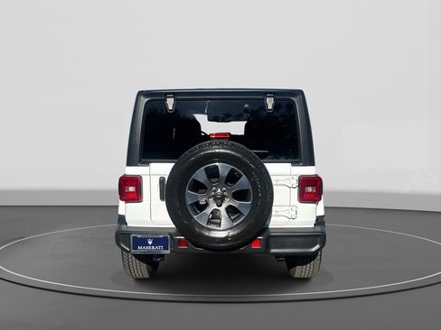 Used 2023 Jeep Wrangler Unlimited Sahara w/ LED Lighting Group AWD/4WD image 5