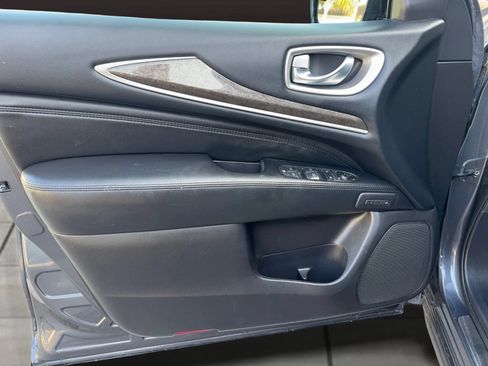 Used 2013 INFINITI JX35 FWD w/ Premium Pkg image 17