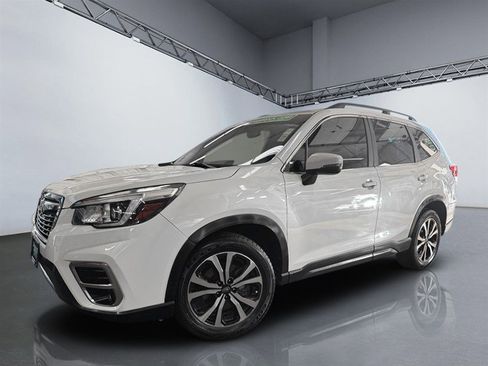 Used 2020 Subaru Forester Limited image 28