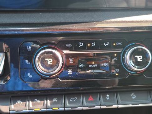 Used 2023 GMC Sierra 1500 AT4 w/ AT4 Premium Package image 37