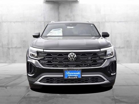 New 2026 Volkswagen Atlas Cross Sport SE image 4