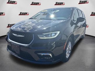 Used 2024 Chrysler Pacifica Touring-L FWD 360° Tour