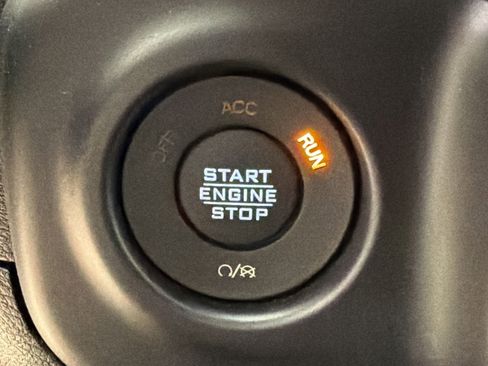 Used 2021 Jeep Wrangler Unlimited Rubicon w/ Trailer Tow Package image 25