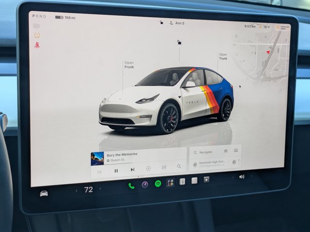 Used 2023 Tesla Model Y Performance AWD/4WD image 10