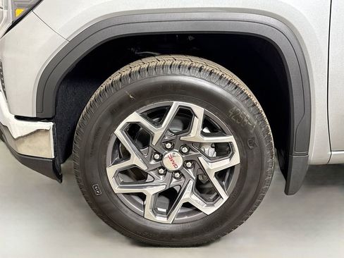New 2026 GMC Sierra 1500 SLE w/ Preferred Package RWD image 19