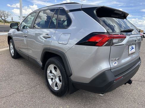 Used 2020 Toyota RAV4 XLE w/ Convenience Package image 15