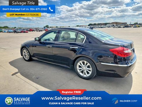 Used 2013 Hyundai Genesis 3.8 RWD image 3
