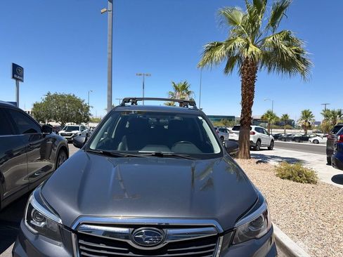 Used 2020 Subaru Forester Limited w/ Popular Package #3 AWD/4WD image 5