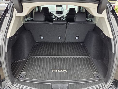 Used 2024 Acura RDX SH-AWD w/ Technology Package image 9
