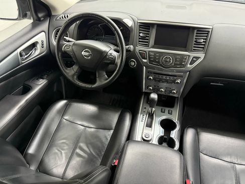 Used 2018 Nissan Pathfinder SL w/ Midnight Edition Package image 30
