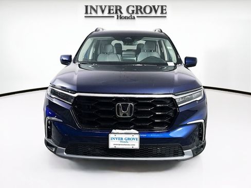 Certified 2025 Honda Pilot Elite image 2