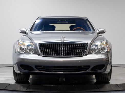 Used 2004 Maybach 57 image 53