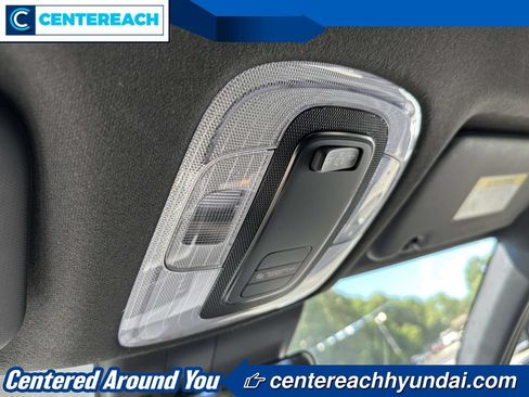 Used 2025 Hyundai Elantra Sport FWD image 26