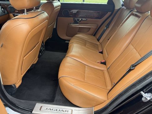 Used 2014 Jaguar XJ L Portfolio AWD/4WD image 15