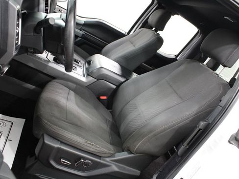 Used 2015 Ford F150 XLT w/ Equipment Group 302A Luxury image 20