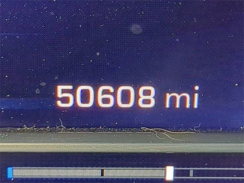 Used 2024 Chevrolet Silverado 2500 LT image 33