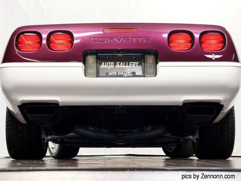 Used 1995 Chevrolet Corvette Convertible RWD image 20