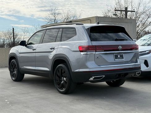 New 2026 Volkswagen Atlas SE image 7
