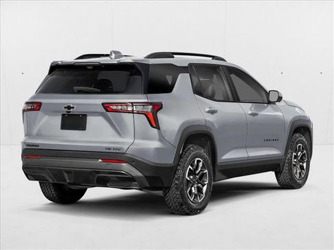 New 2026 Chevrolet Equinox ACTIV image 2