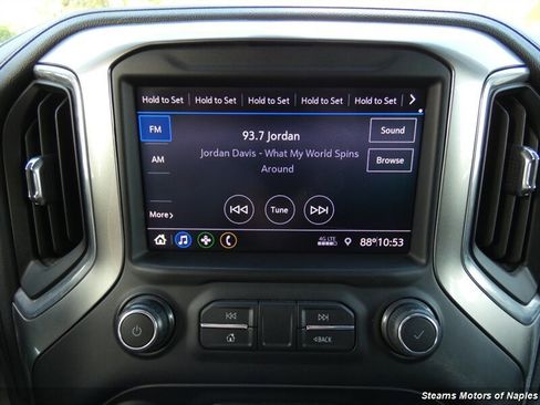 Used 2020 Chevrolet Silverado 1500 RST image 25