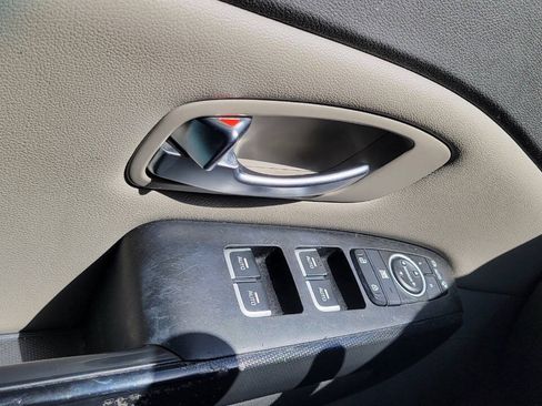 Used 2015 Kia Sedona EX w/ EX Premium Package FWD image 27