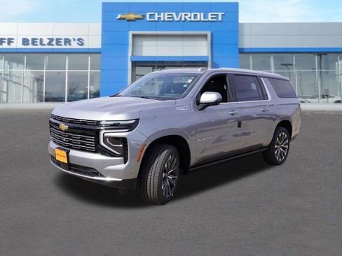 New 2026 Chevrolet Suburban High Country AWD/4WD image 7
