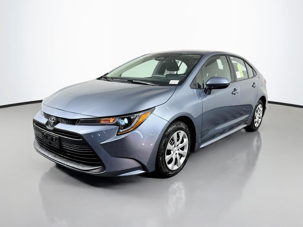 New 2027 Toyota Corolla LE FWD image 2