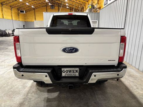 Used 2019 Ford F250 XL w/ Power Equipment Group AWD/4WD image 8