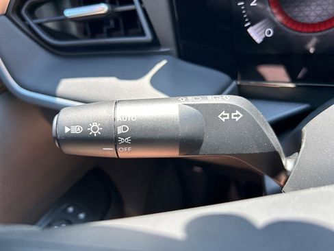 New 2025 Nissan Kicks S image 21