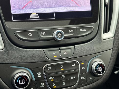 Used 2024 Chevrolet Malibu LT image 22