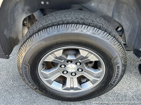 Used 2017 Chevrolet Tahoe LT AWD/4WD image 13