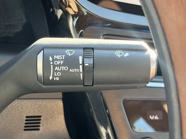 Certified 2024 Lexus ES 350 Ultra Luxury w/ Accessory Package (Z2) FWD image 46