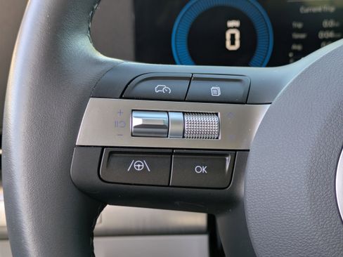 Used 2024 Hyundai Kona SEL image 23